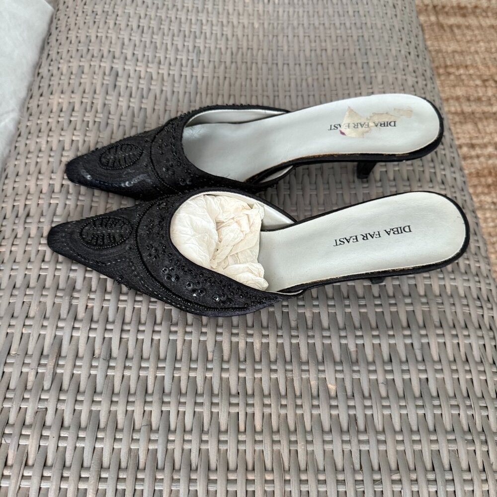 DBA Far East Black Heels - Picture 3 of 5